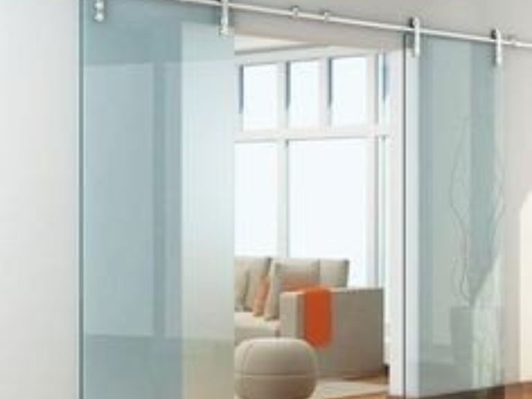 Sistem sticla glisanta