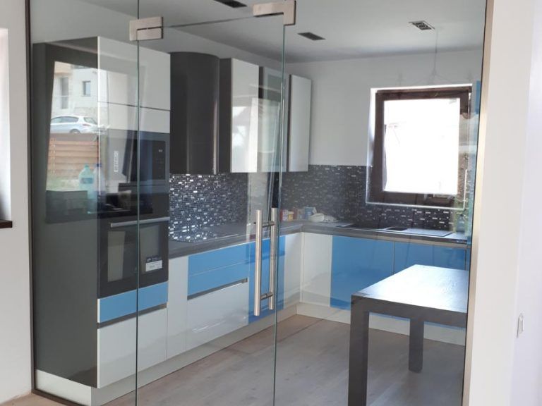 Sistem usi cu si fara toc